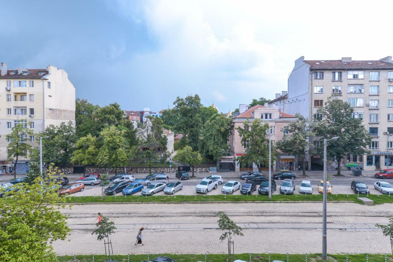 Visit Sofia | Macedonia Square Central Apartment Екстериор снимка